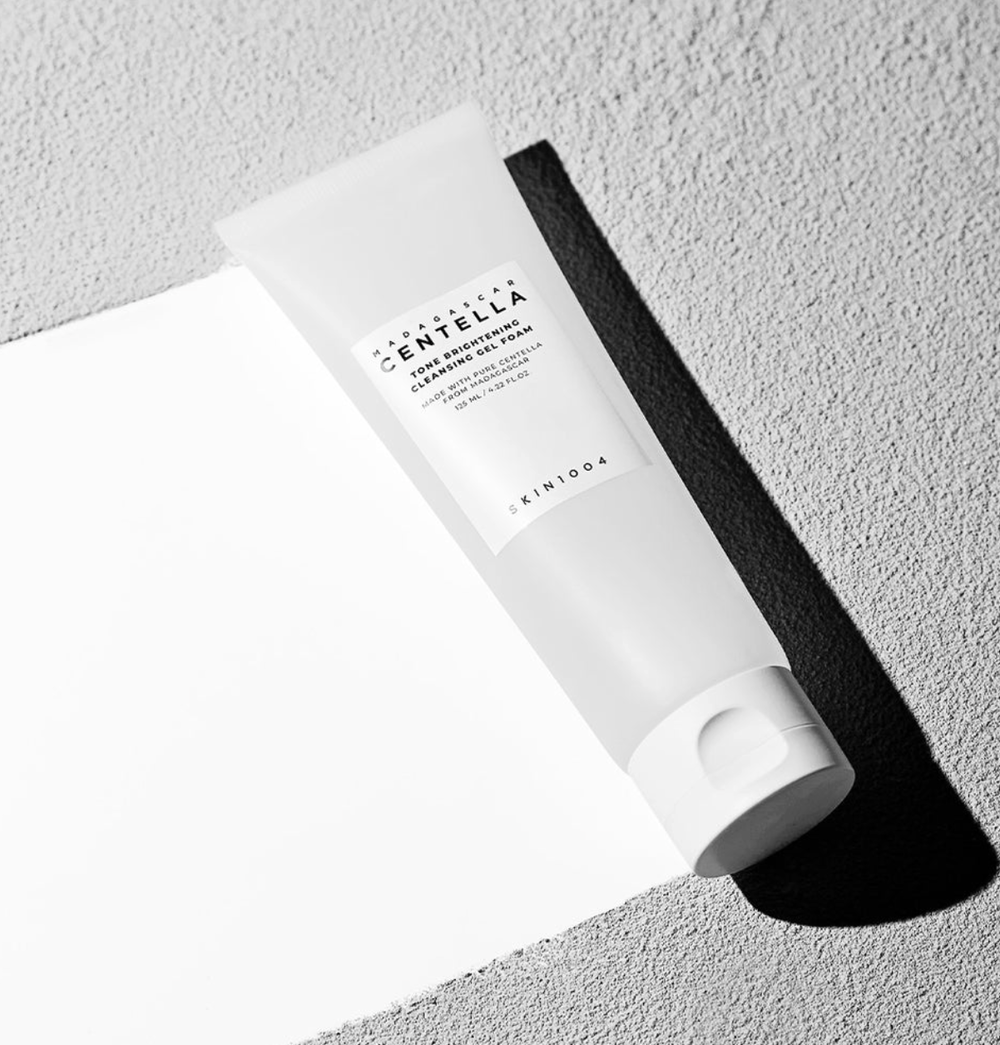 Tone Brightening Cleansing Gel Foam